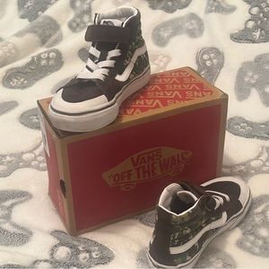 Vans sk8 hi kids size 12 great condition